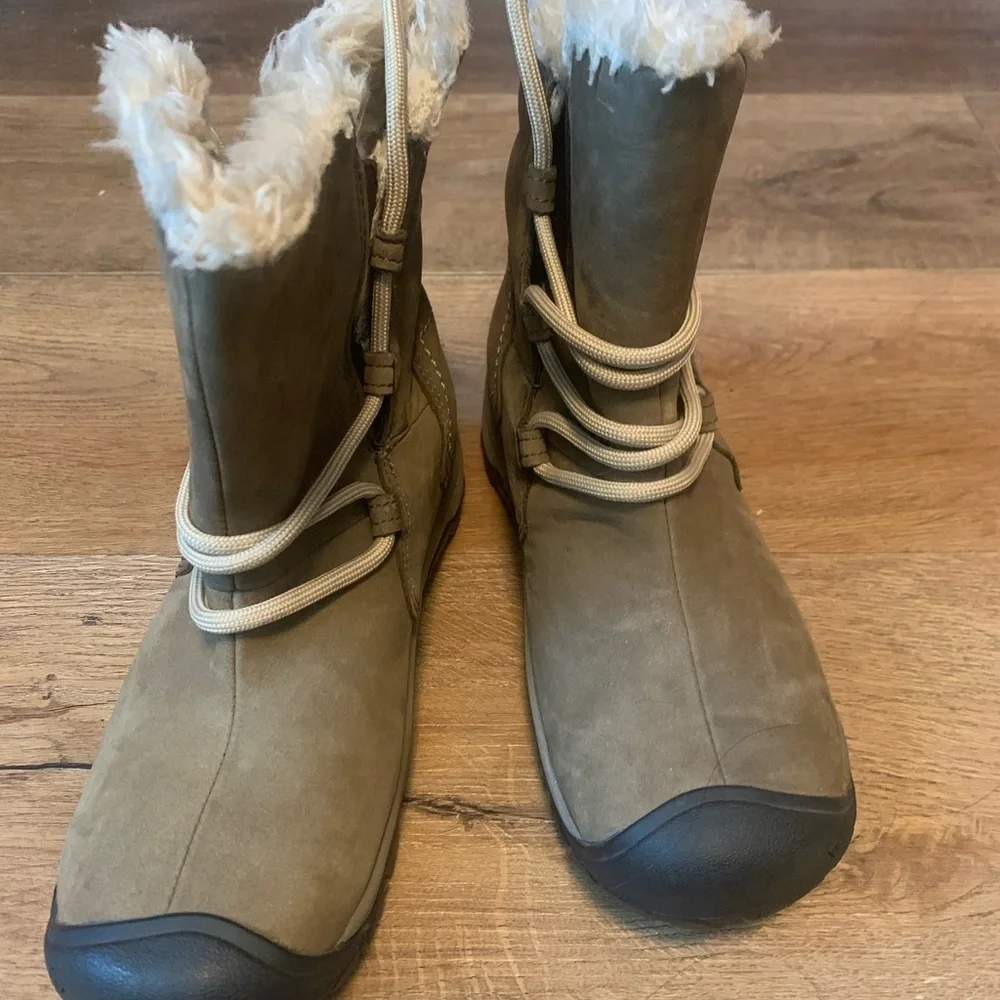 Keen Youth Brown Winter Boots